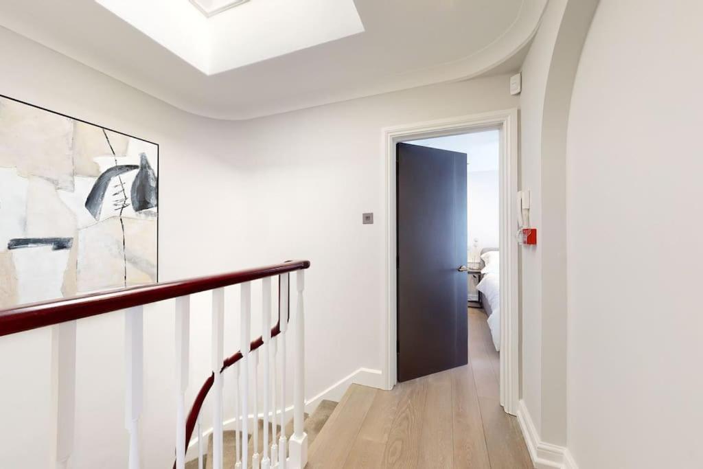 Apartamento Amazing Newly Refurbished Mews House In W1 Londres